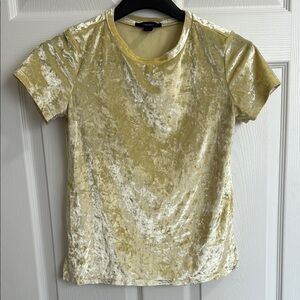 ‼️free w/purchase‼️Yellow Gold Crushed Velvet Crew Neck Short Sleeve T-Shirt
